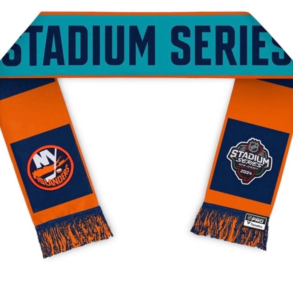 New York Islanders Fanatics 2024 NHL Stadium Series Tram Scarf NWOT